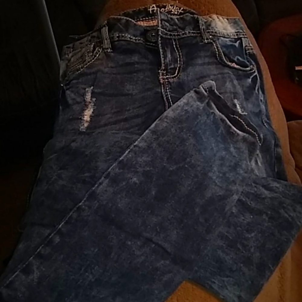 Straight leg jeans. Size 5